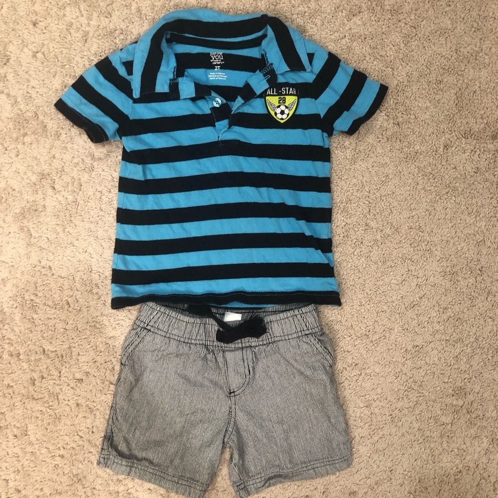 Carter’s matching striped set - 2T